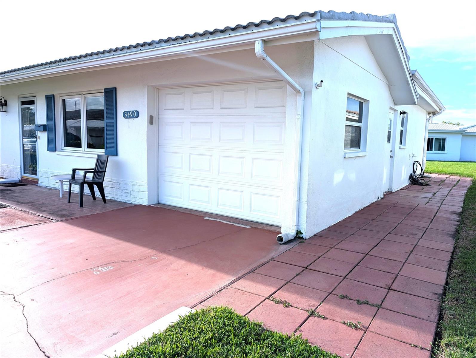 Image 4 of 56 For 3490 101st Terrace N