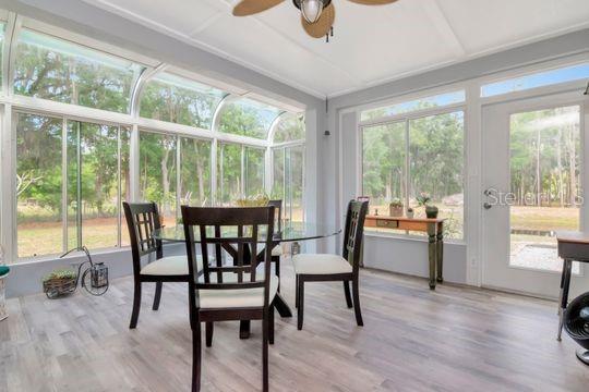 Listing photo id 10 for 5400 Bruton Road