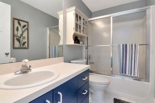 Listing photo id 17 for 5400 Bruton Road