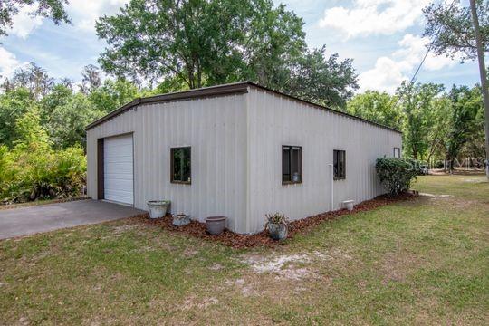 Listing photo id 21 for 5400 Bruton Road