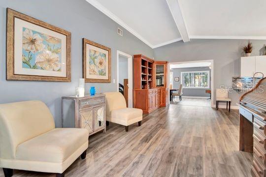 Listing photo id 5 for 5400 Bruton Road