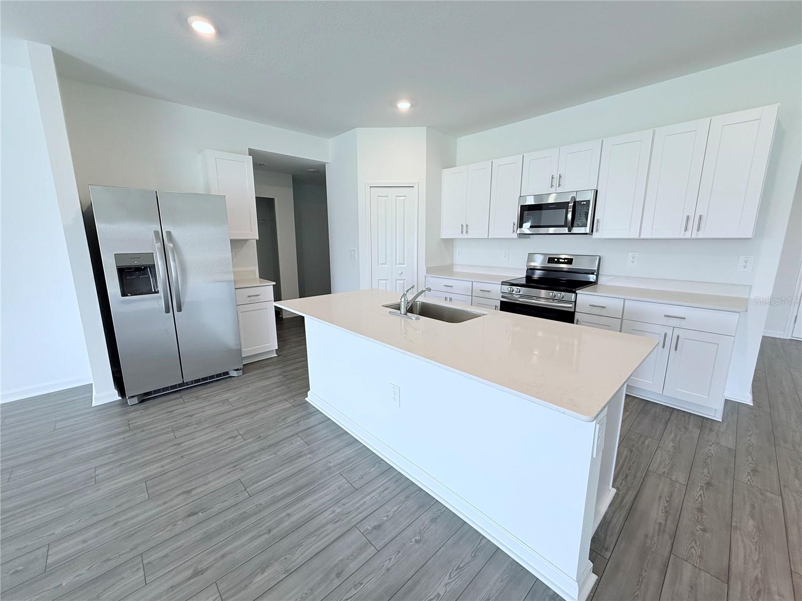 Image 10 of 17 For 4183 82nd Lane