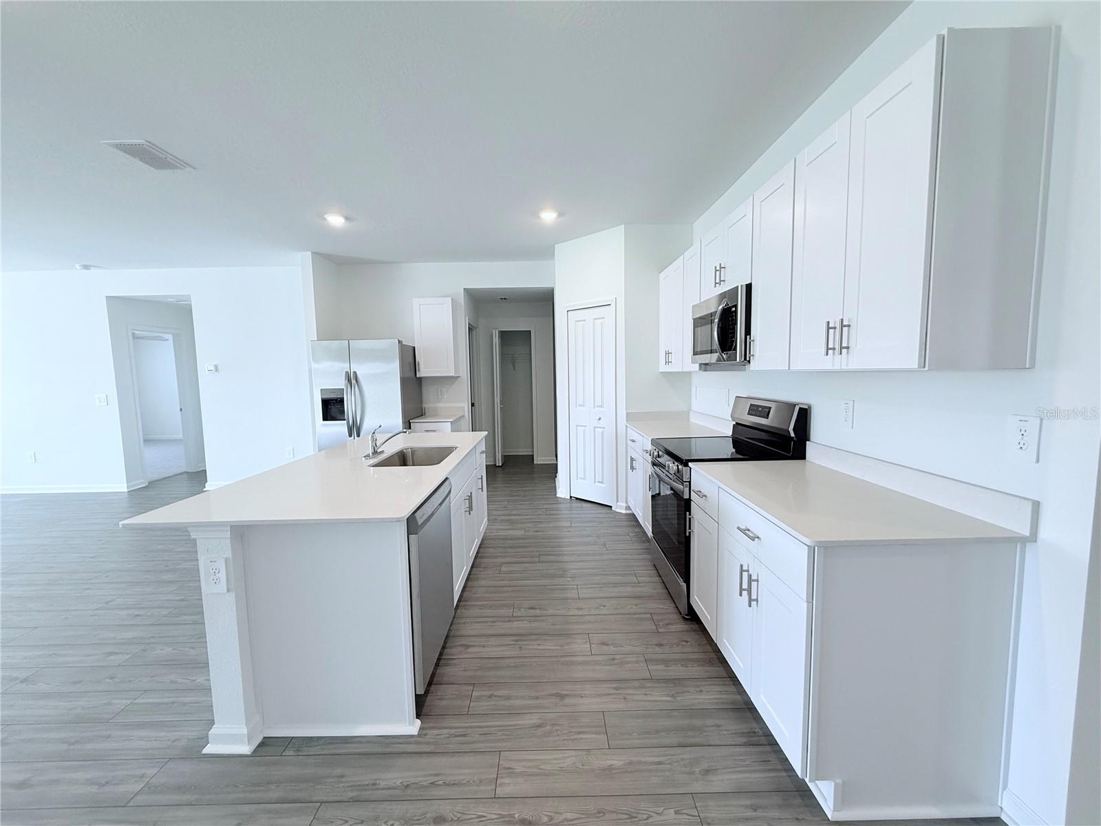 Image 5 of 17 For 4183 82nd Lane