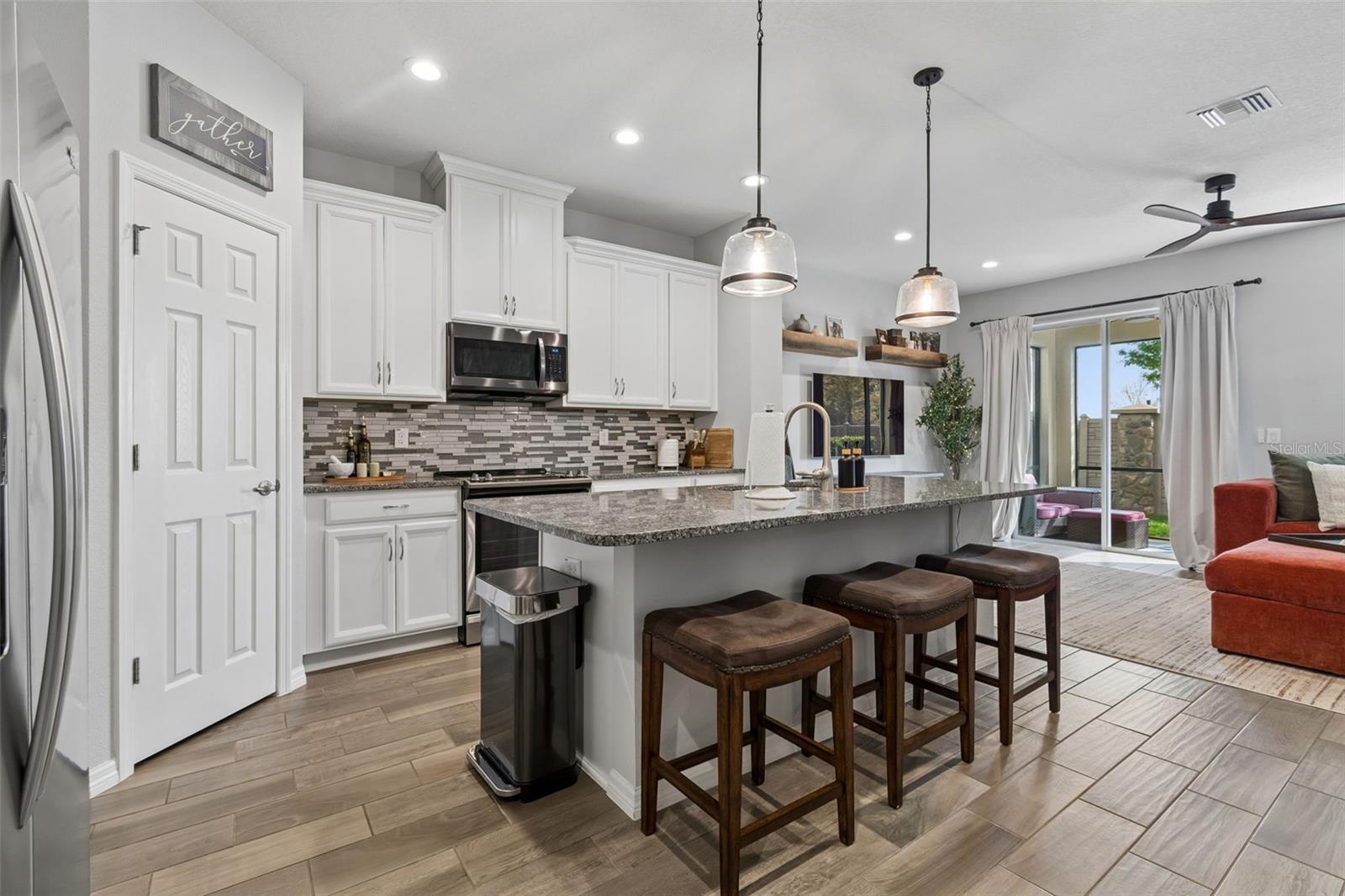 Image 12 of 96 For 2064 Lake Waters Pl