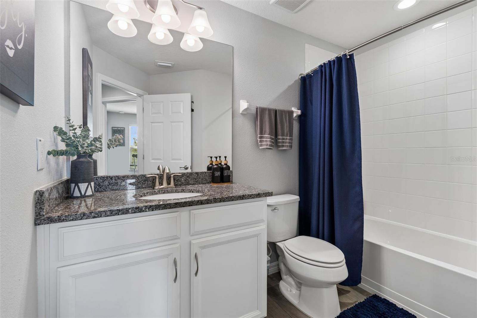 Image 39 of 96 For 2064 Lake Waters Pl