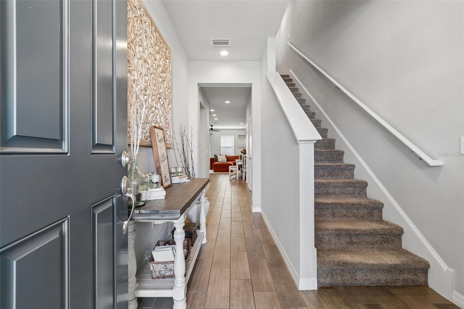 Image 5 of 96 For 2064 Lake Waters Pl