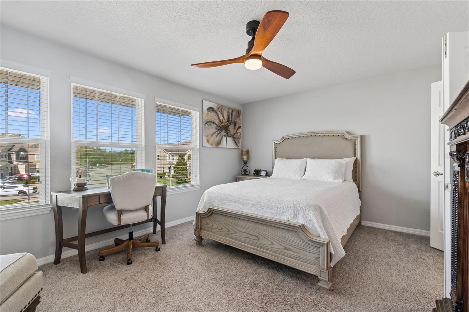 Image 50 of 96 For 2064 Lake Waters Pl