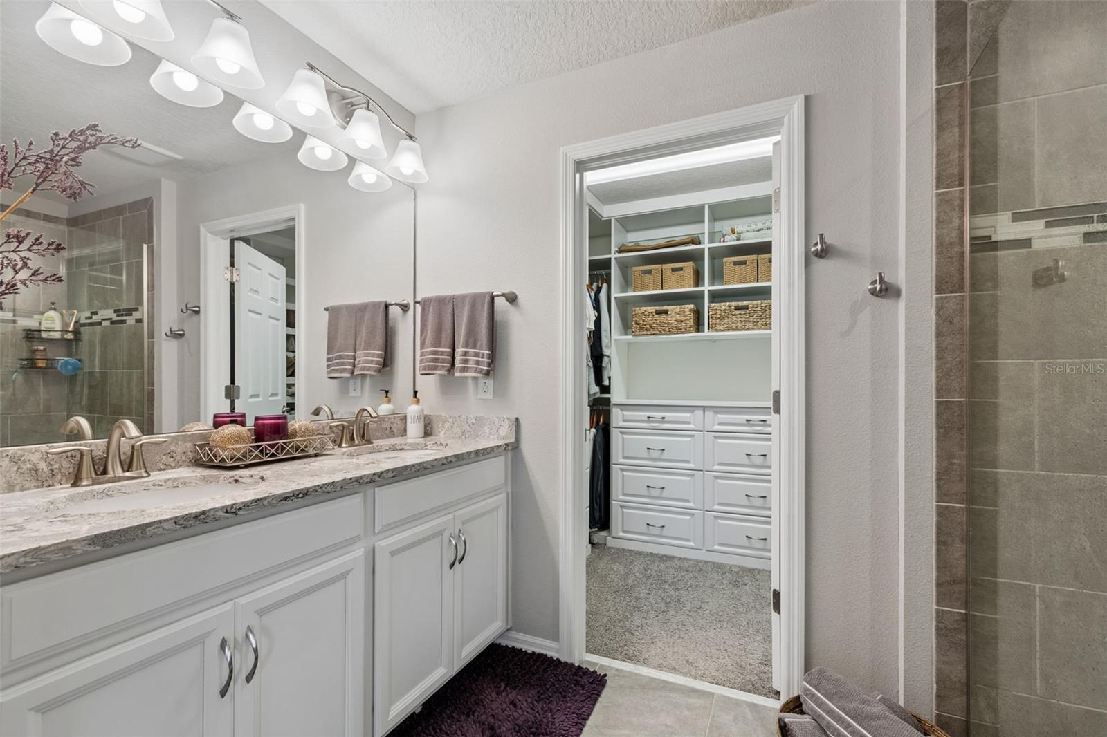 Image 57 of 96 For 2064 Lake Waters Pl