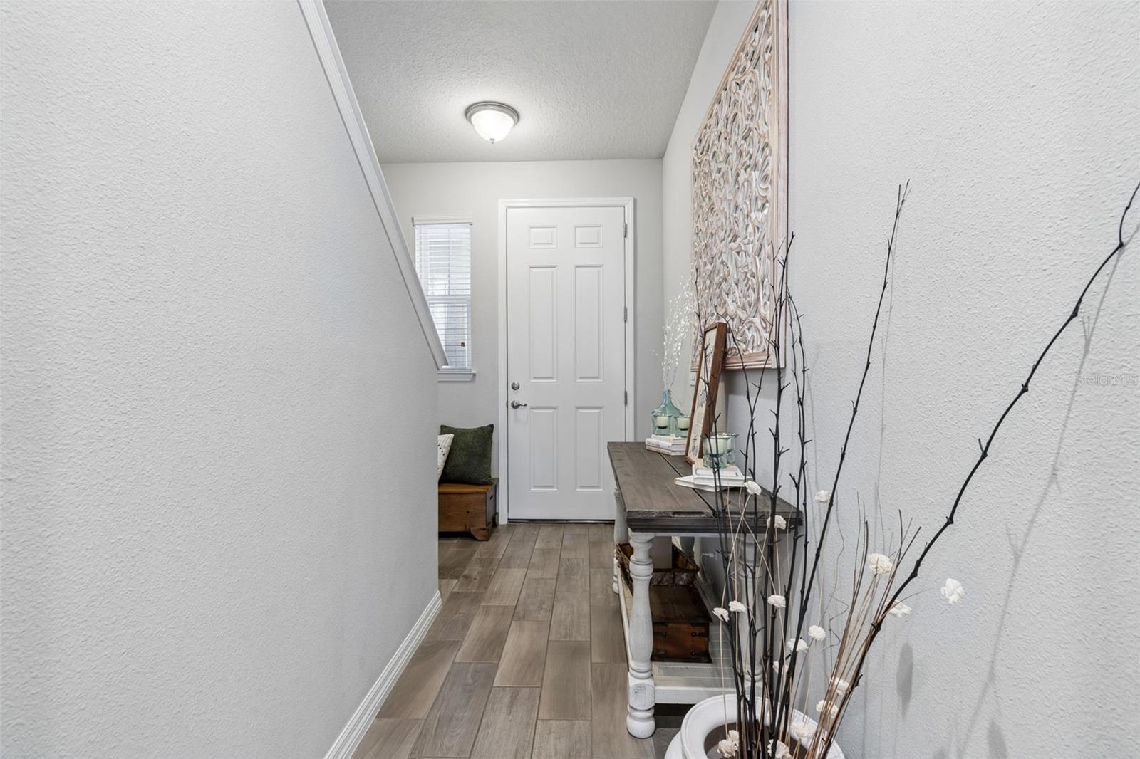 Image 6 of 96 For 2064 Lake Waters Pl