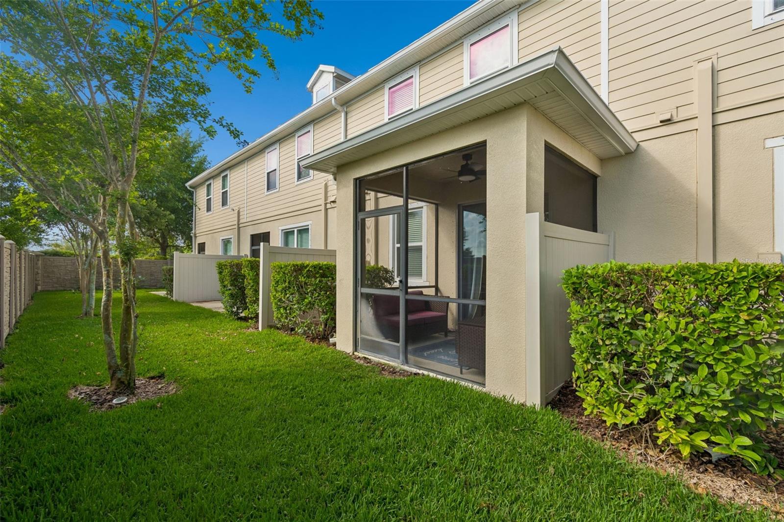 Image 63 of 96 For 2064 Lake Waters Pl