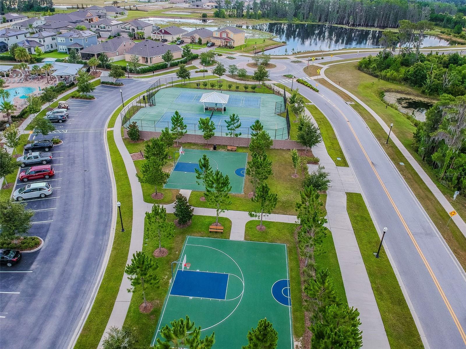 Image 92 of 96 For 2064 Lake Waters Pl