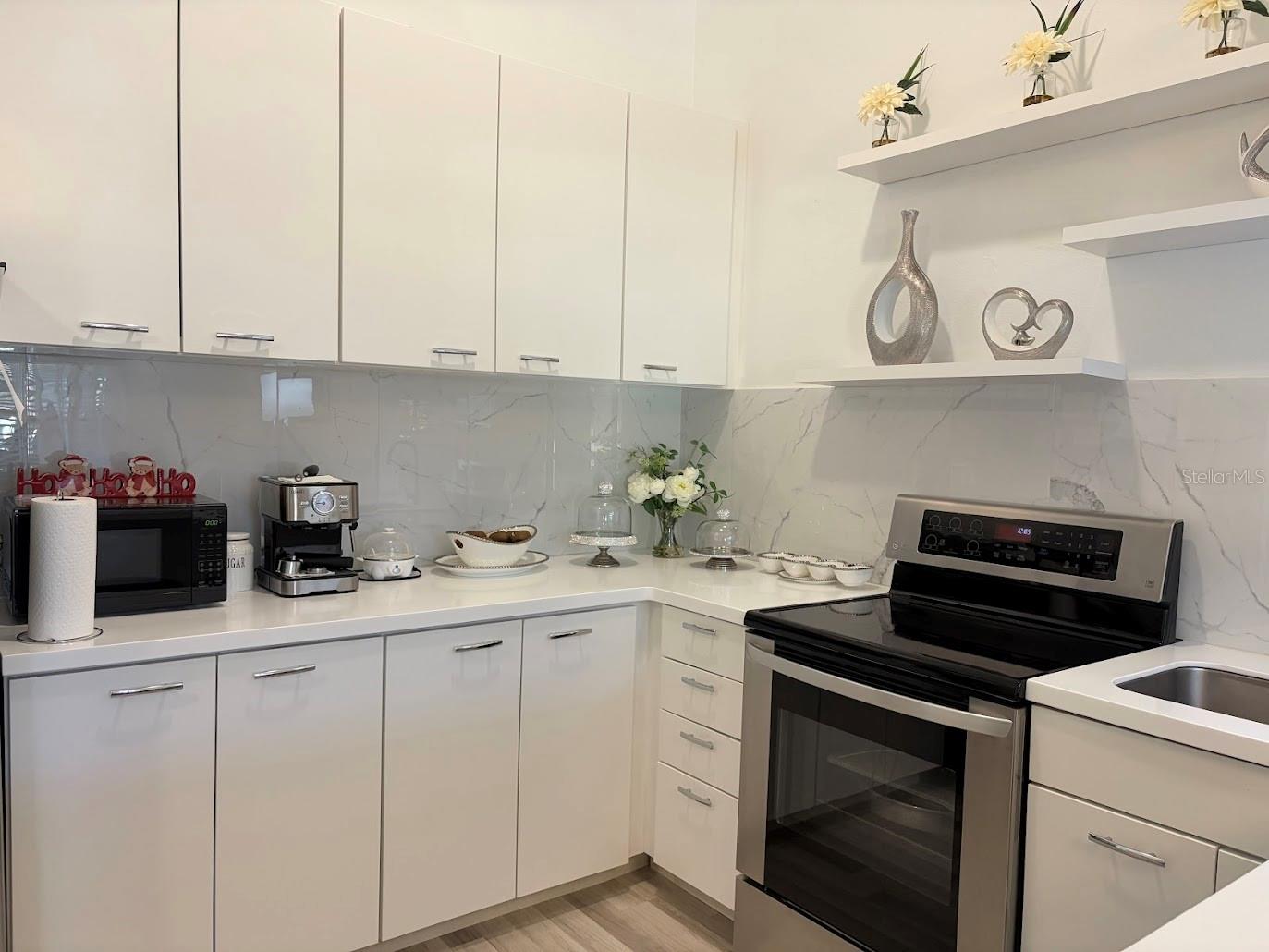 Image 11 of 37 For 2511 Hammock Court 2511