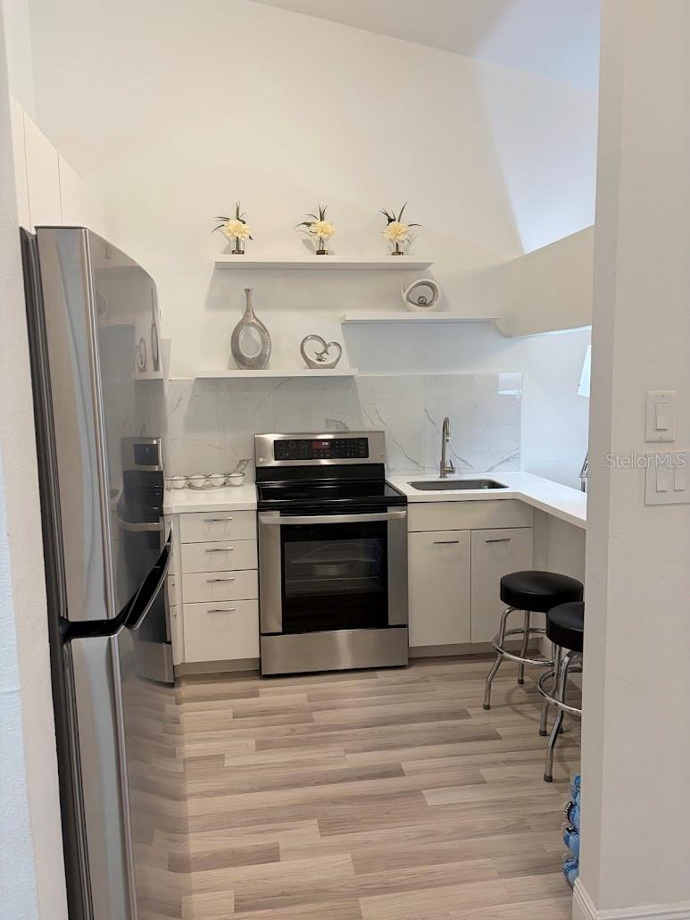 Image 15 of 37 For 2511 Hammock Court 2511