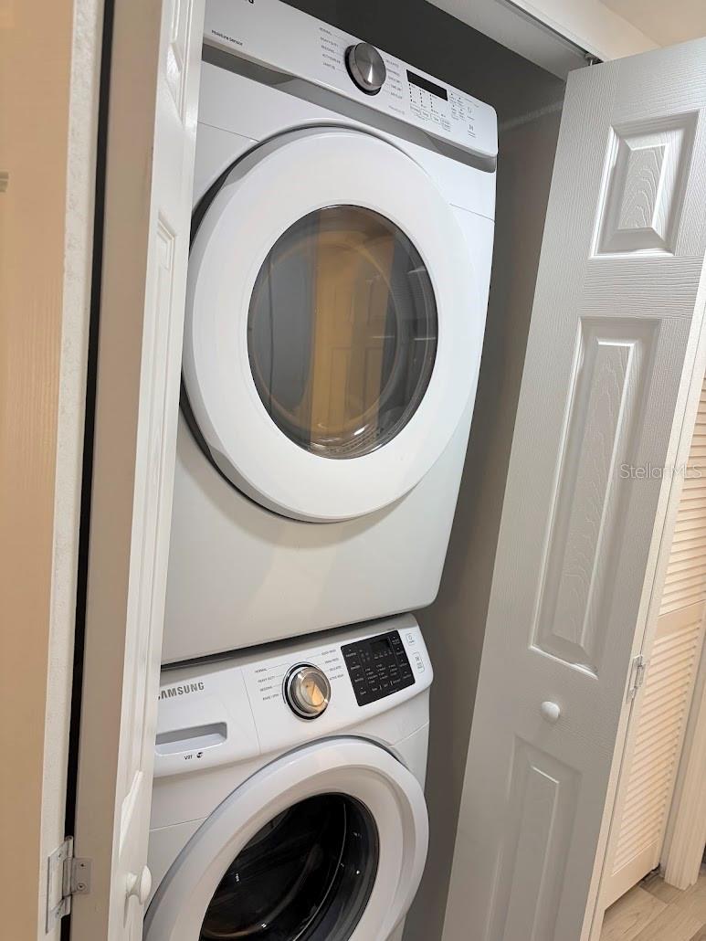 Image 19 of 37 For 2511 Hammock Court 2511