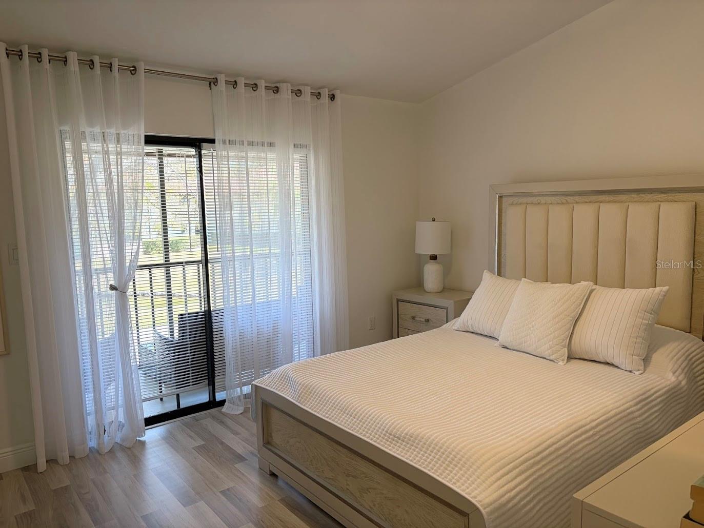 Image 21 of 37 For 2511 Hammock Court 2511