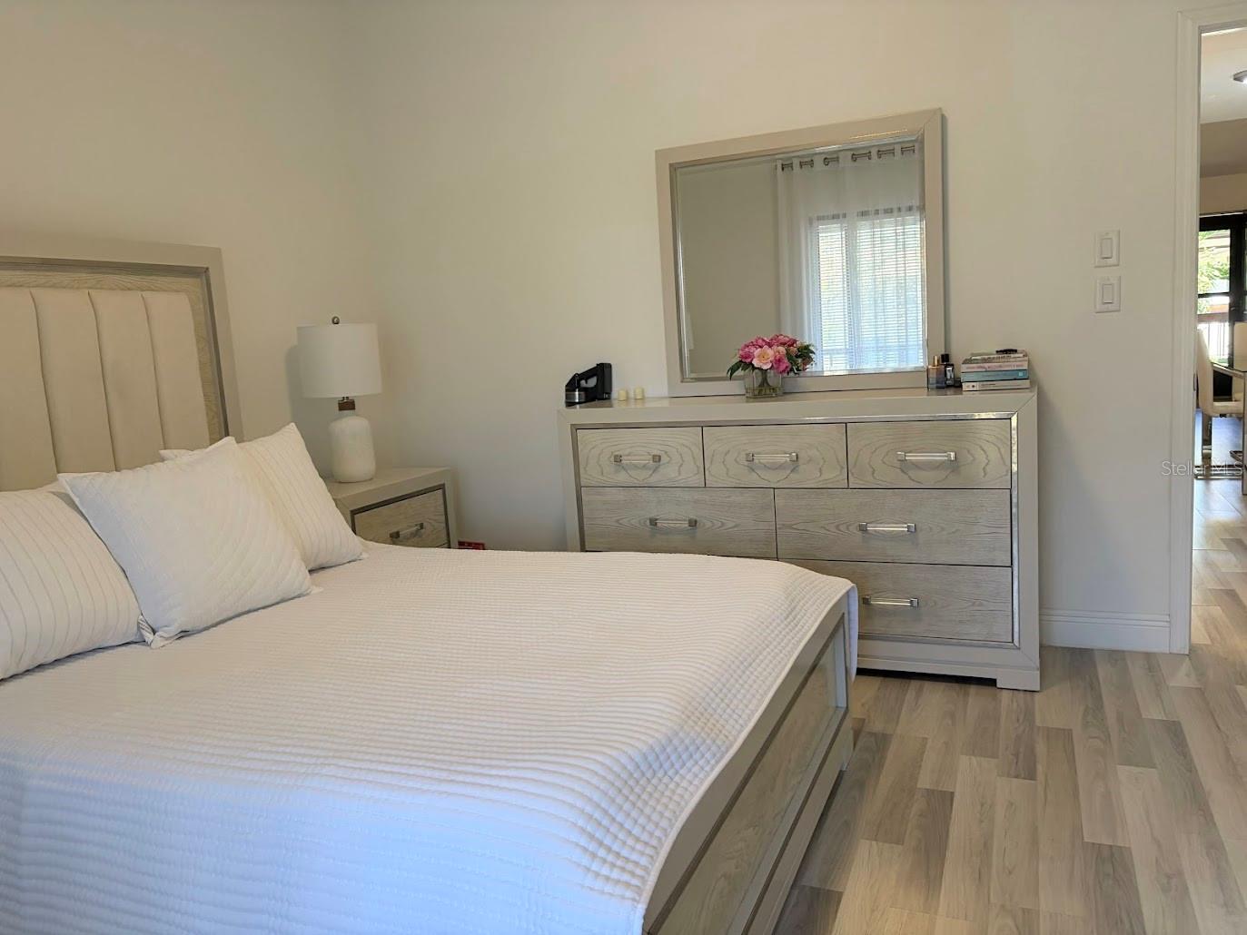 Image 23 of 37 For 2511 Hammock Court 2511