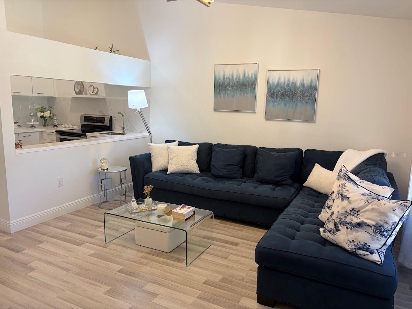 Image 7 of 37 For 2511 Hammock Court 2511