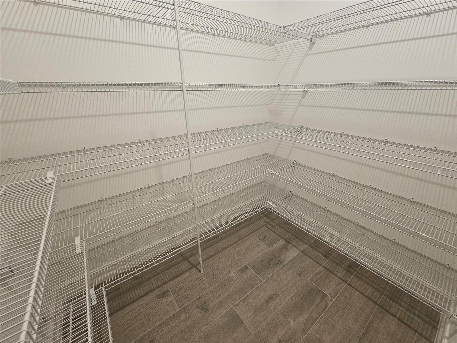 Image 17 of 48 For 18271 Pearl View Place