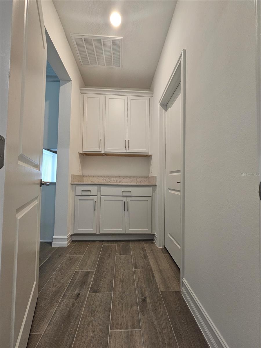 Image 18 of 48 For 18271 Pearl View Place