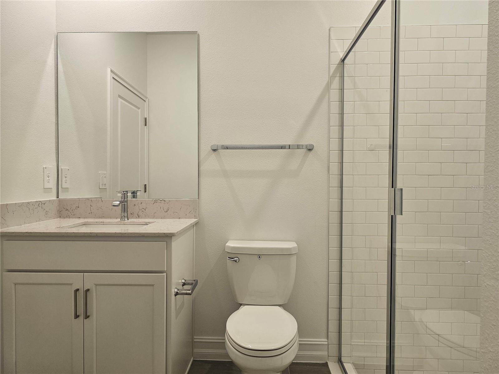 Image 21 of 48 For 18271 Pearl View Place