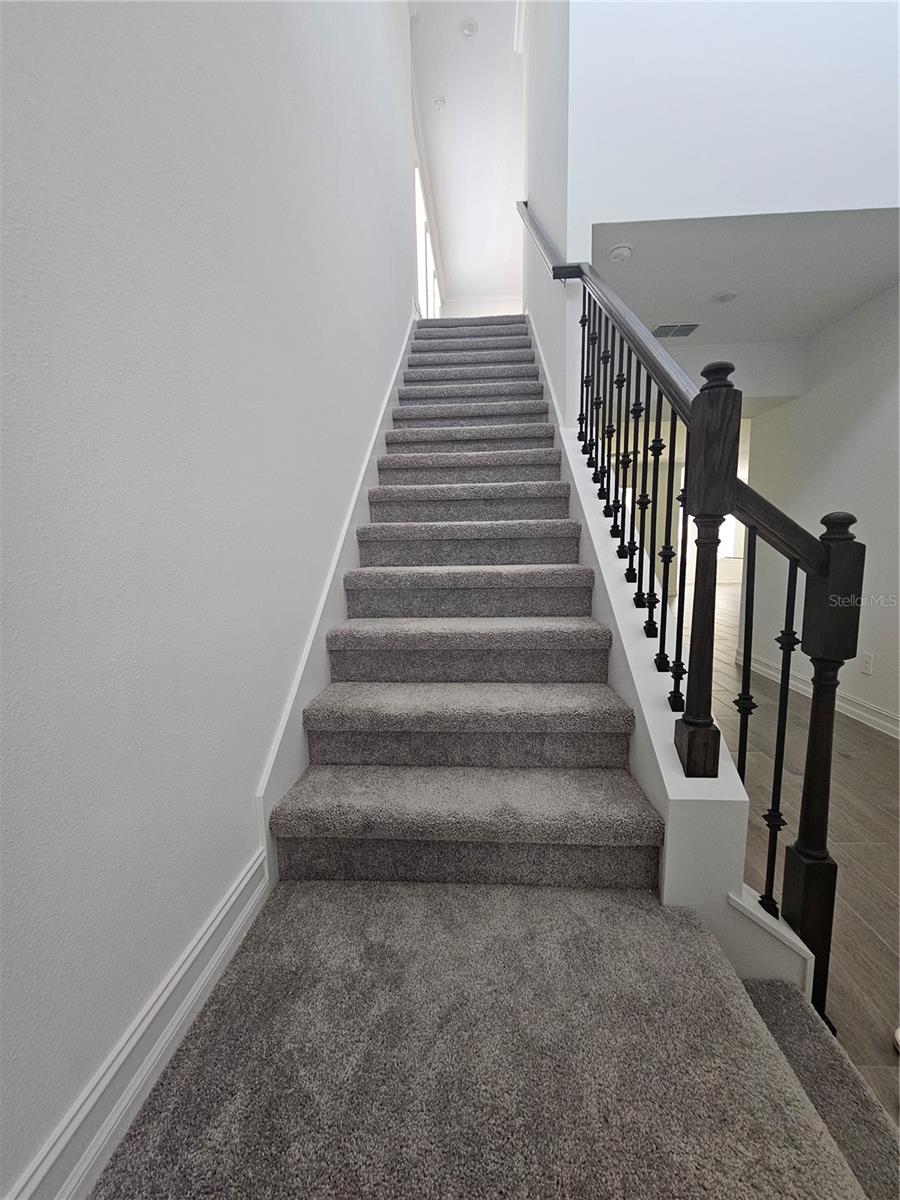 Image 23 of 48 For 18271 Pearl View Place