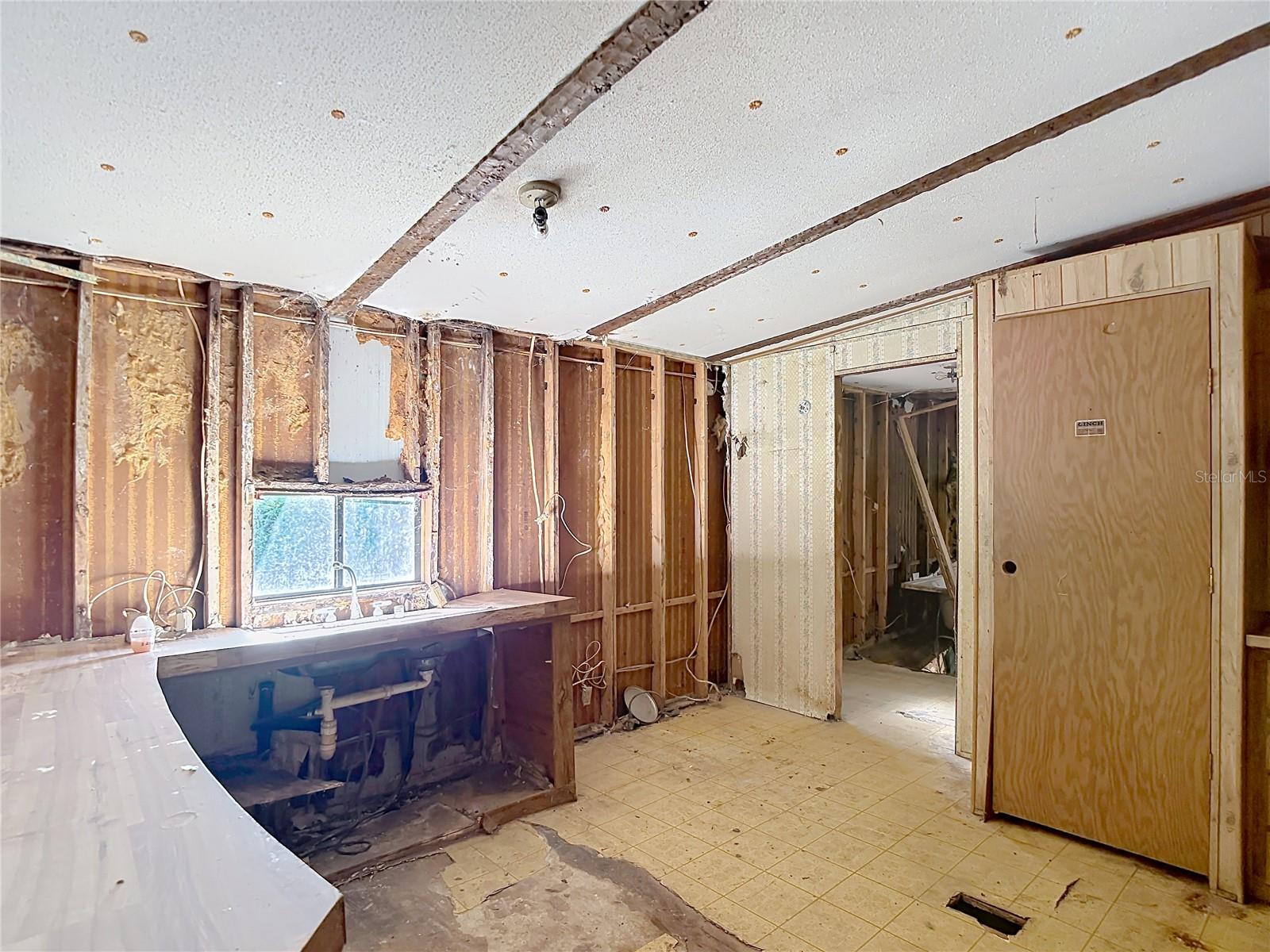 Image 21 of 45 For 7607 Williams Road