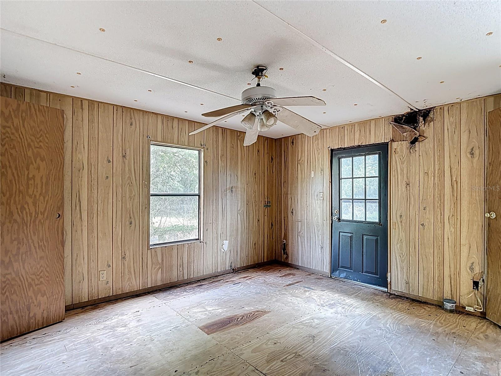 Image 23 of 45 For 7607 Williams Road