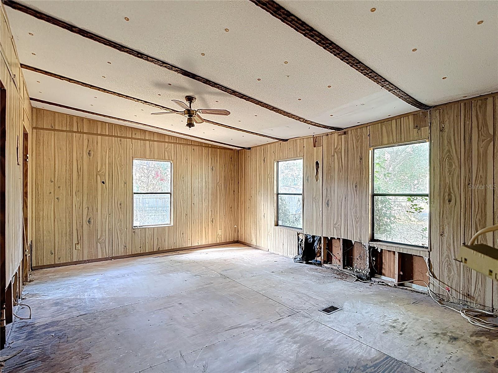 Image 26 of 45 For 7607 Williams Road