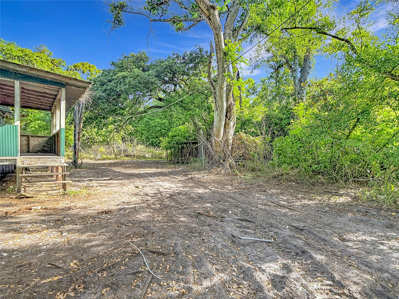 Image 29 of 45 For 7607 Williams Road