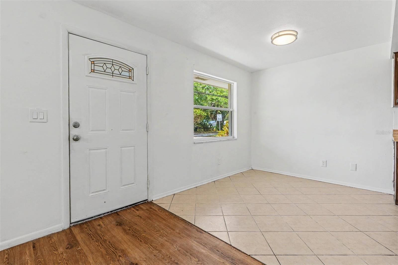 Image 11 of 21 For 3247 Dryer Avenue