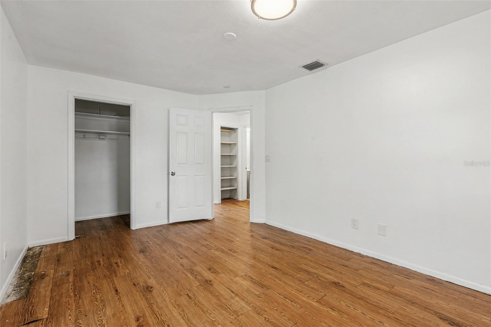 Image 16 of 21 For 3247 Dryer Avenue