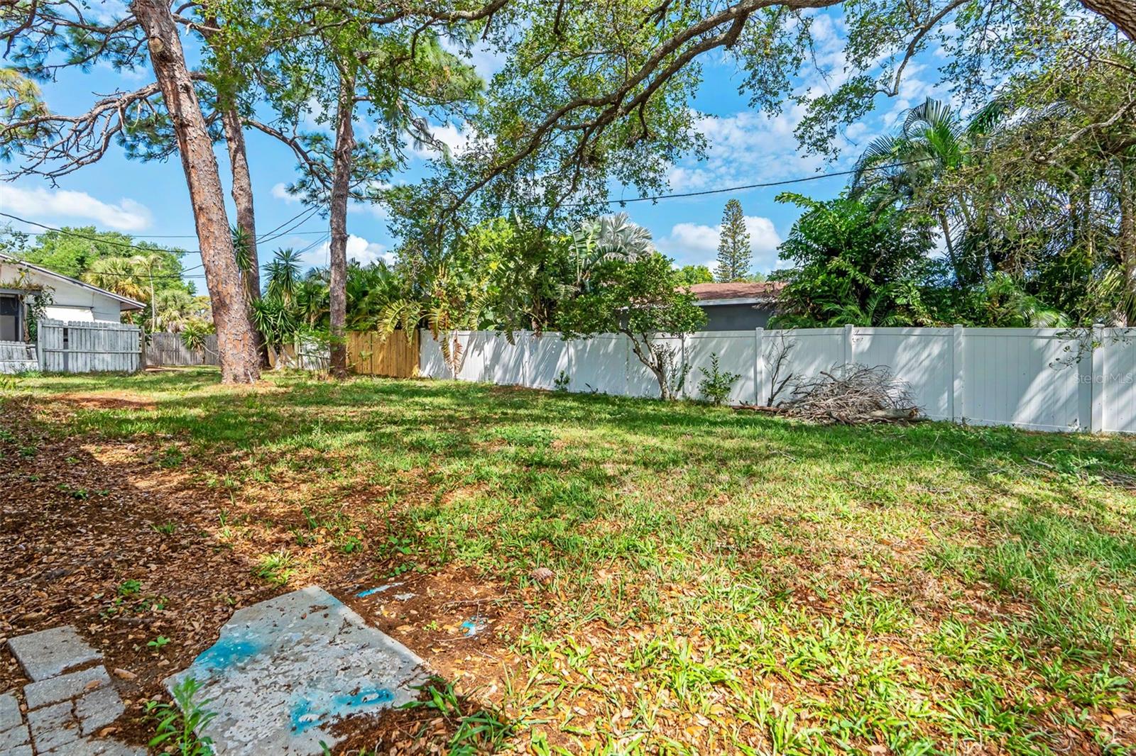 Image 9 of 21 For 3247 Dryer Avenue