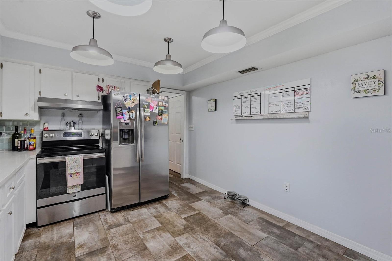 Image 20 of 49 For 9062 Blackstone Street