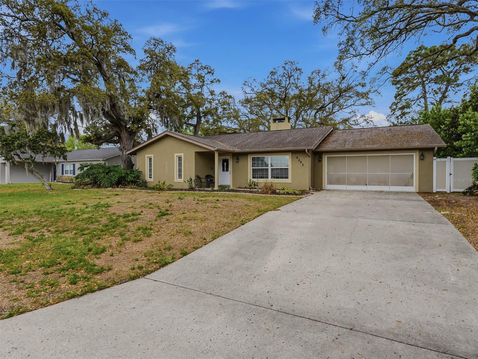 Image 3 of 49 For 9062 Blackstone Street