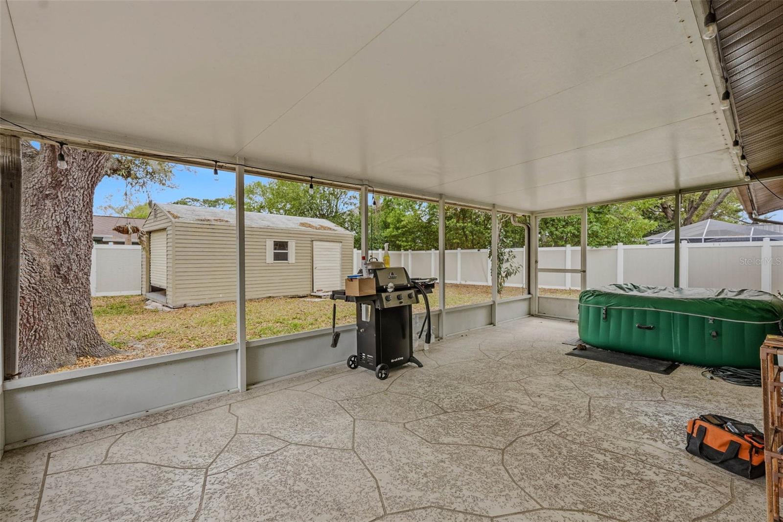 Image 33 of 49 For 9062 Blackstone Street