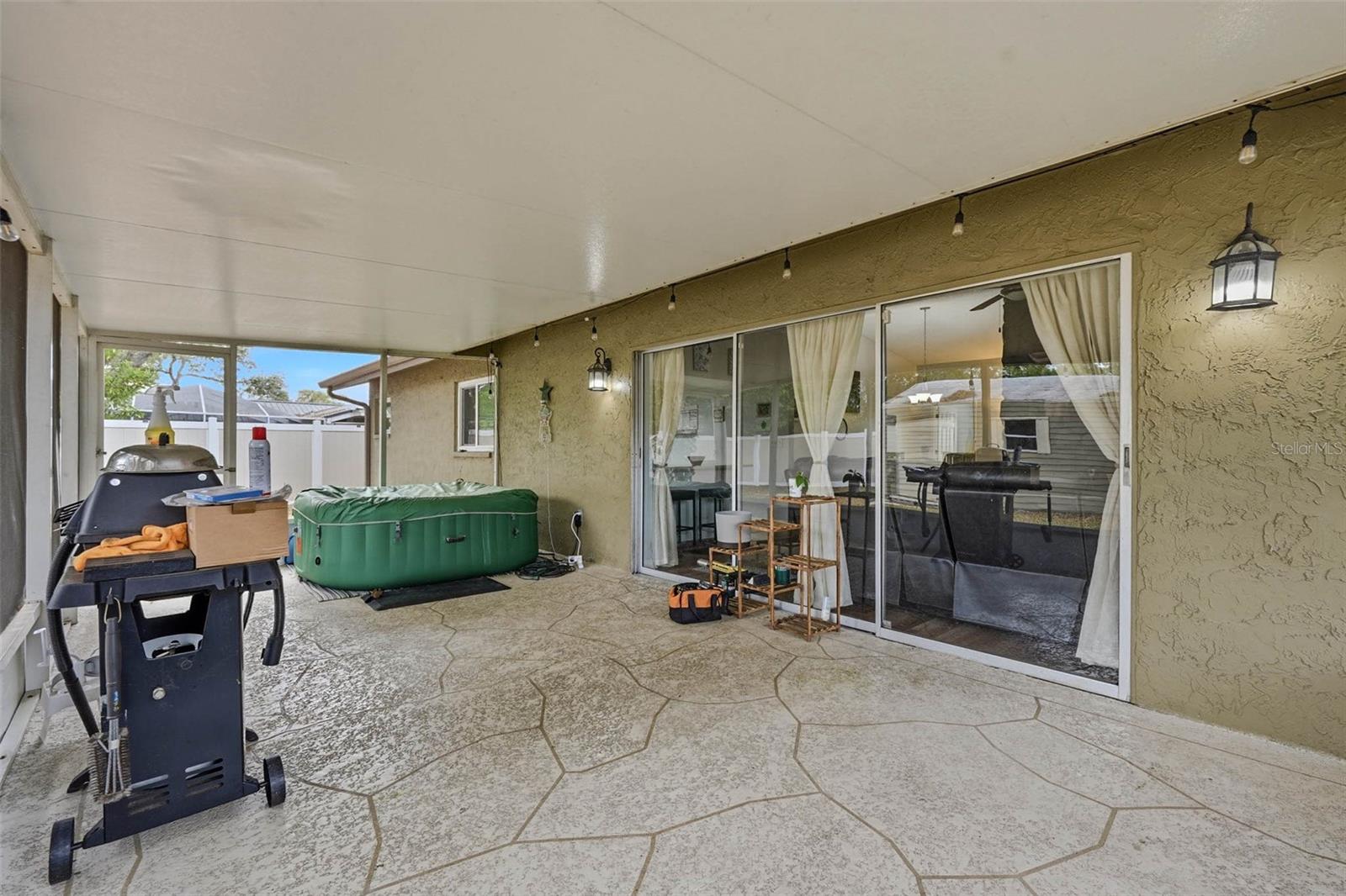 Image 34 of 49 For 9062 Blackstone Street