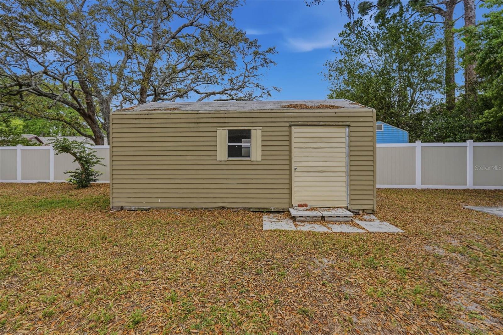 Image 37 of 49 For 9062 Blackstone Street