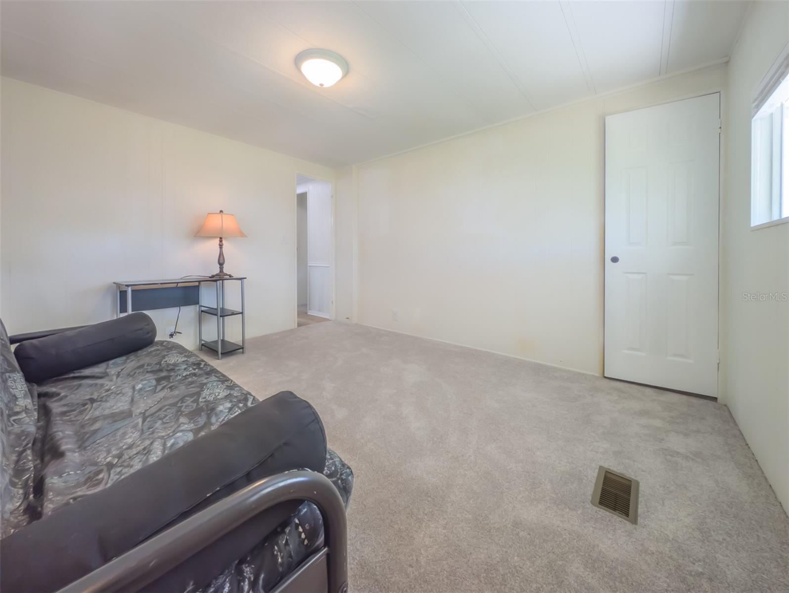 Image 18 of 71 For 229 Dixie  