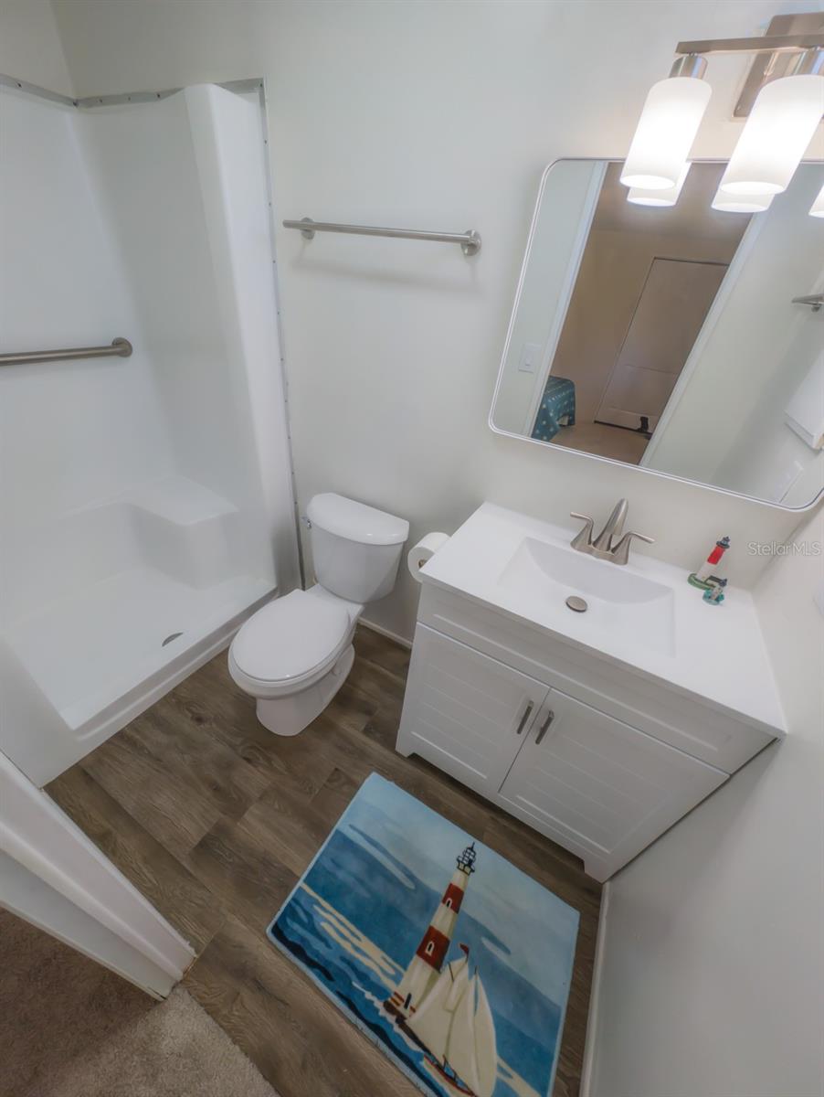 Image 24 of 71 For 229 Dixie  