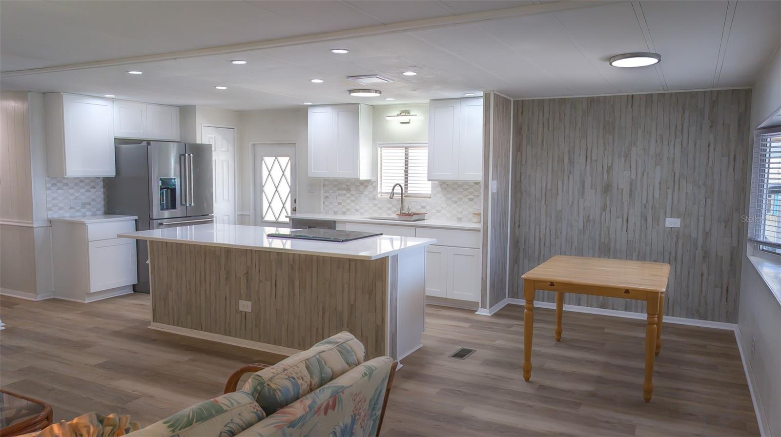 Image 37 of 71 For 229 Dixie  