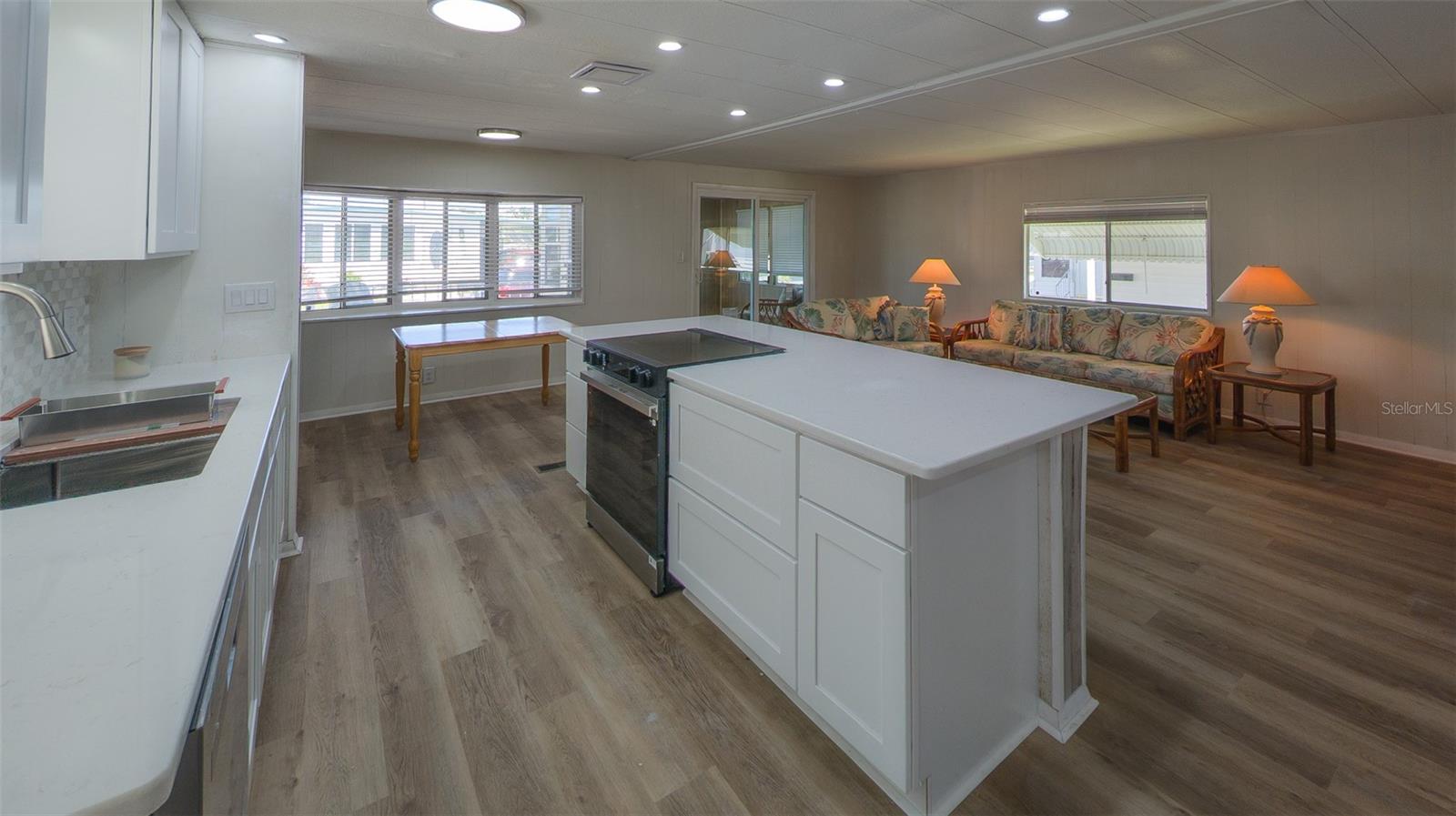 Image 38 of 71 For 229 Dixie  