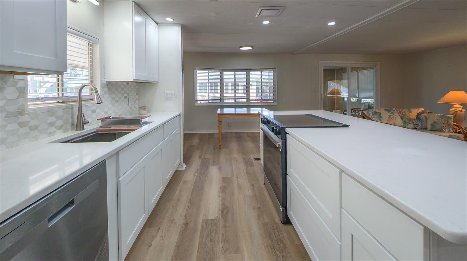 Image 39 of 71 For 229 Dixie  