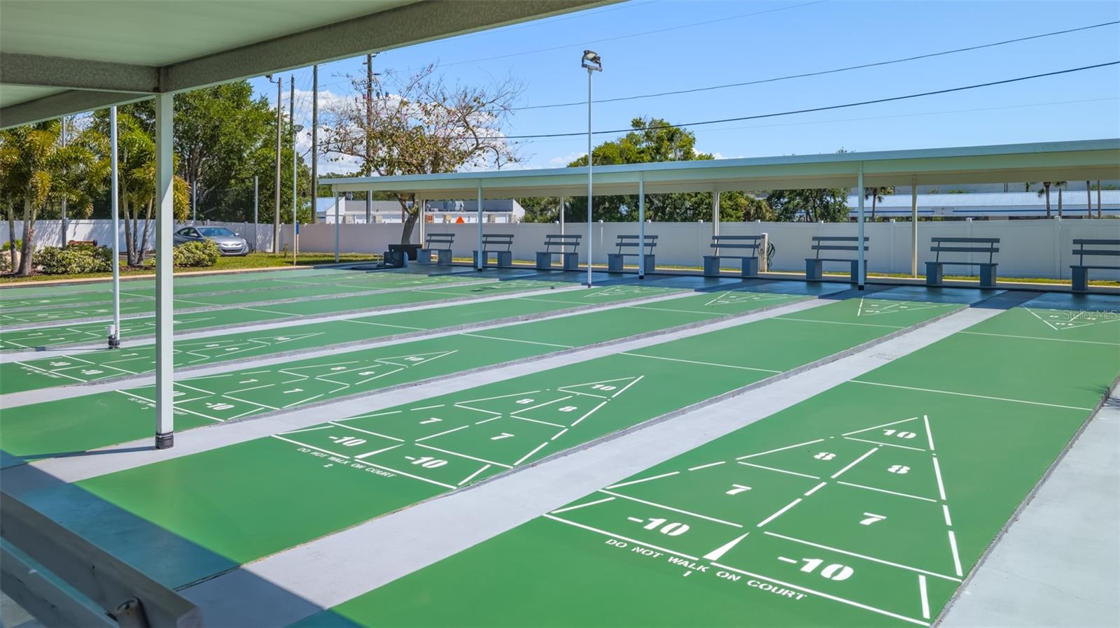 Image 56 of 71 For 229 Dixie  