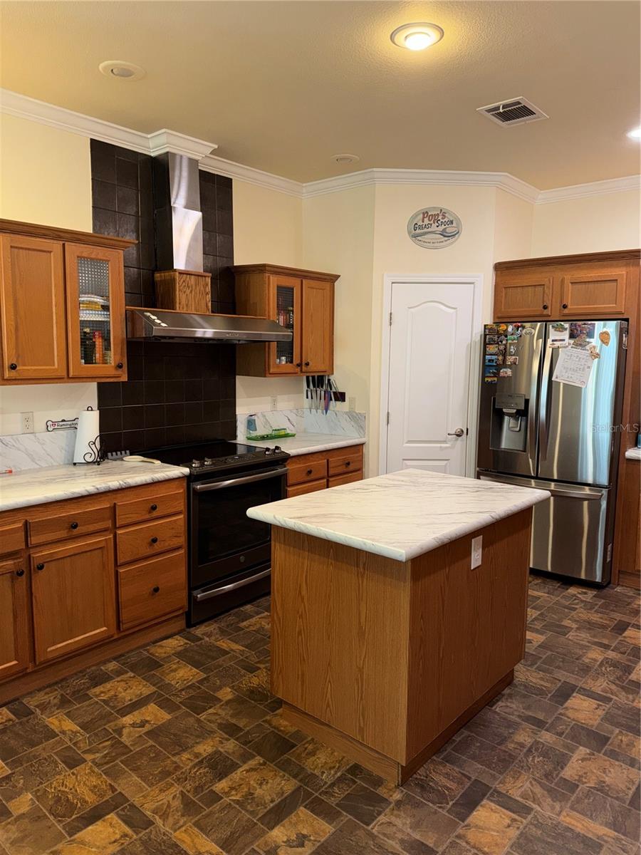 Image 9 of 28 For 20732 Grove Loop 630