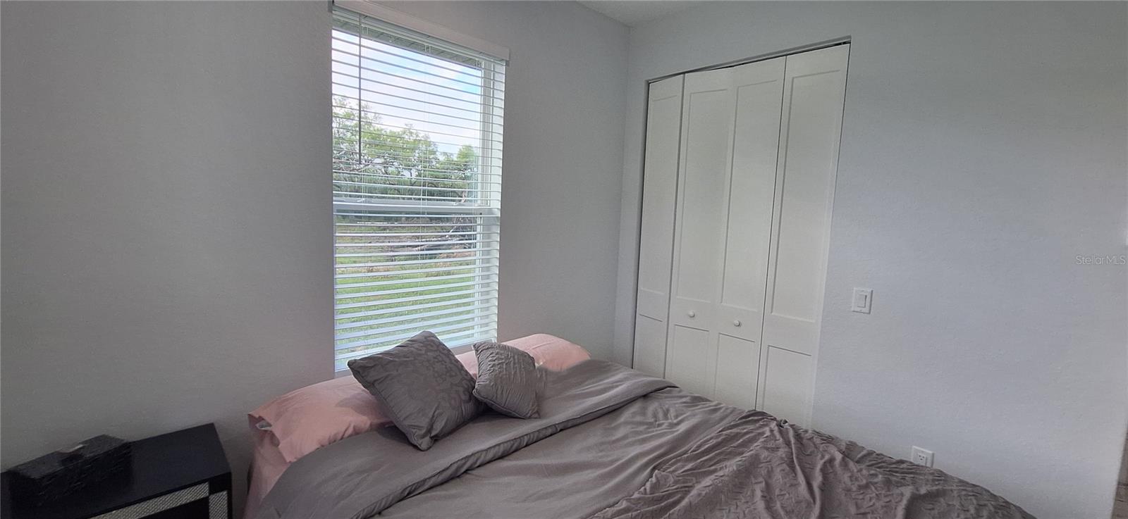 Image 14 of 33 For 7242 Elaine Drive