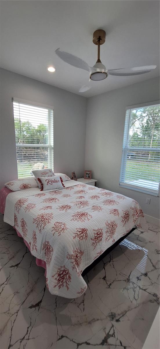 Image 19 of 33 For 7242 Elaine Drive