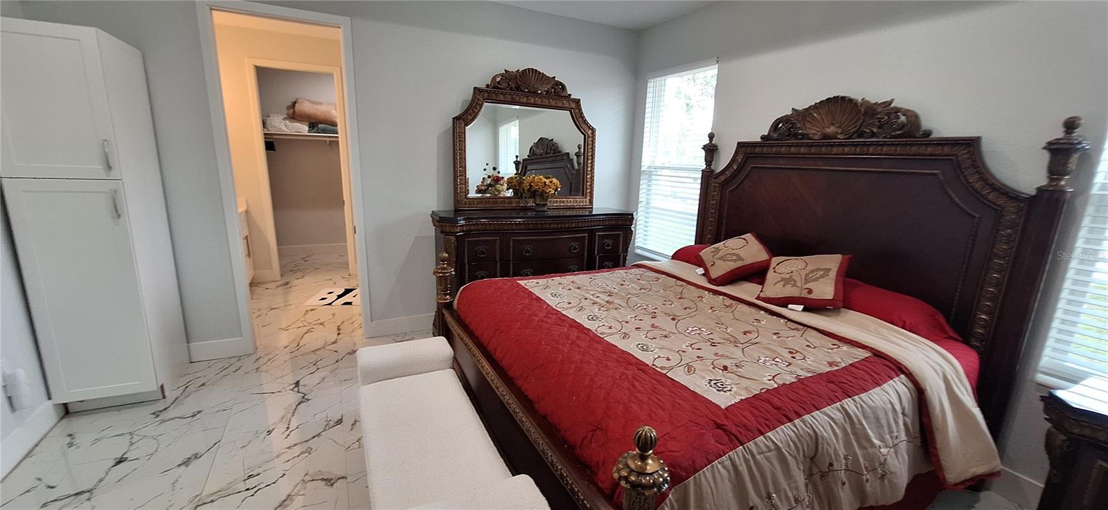 Image 23 of 33 For 7242 Elaine Drive