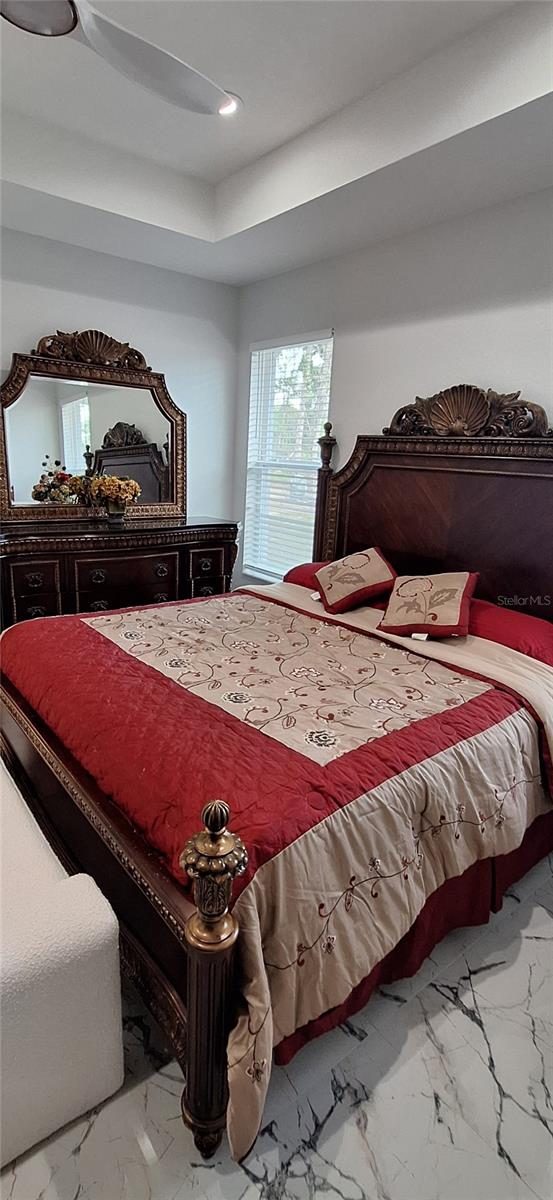 Image 24 of 33 For 7242 Elaine Drive