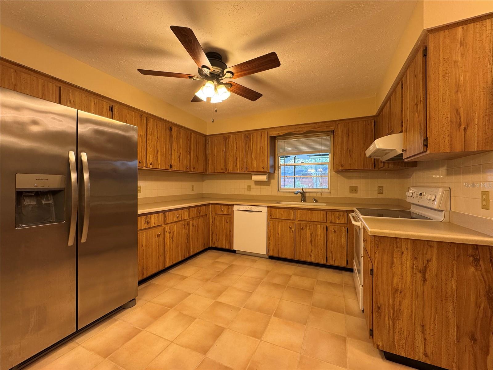 Image 18 of 35 For 1709 Sakura Drive