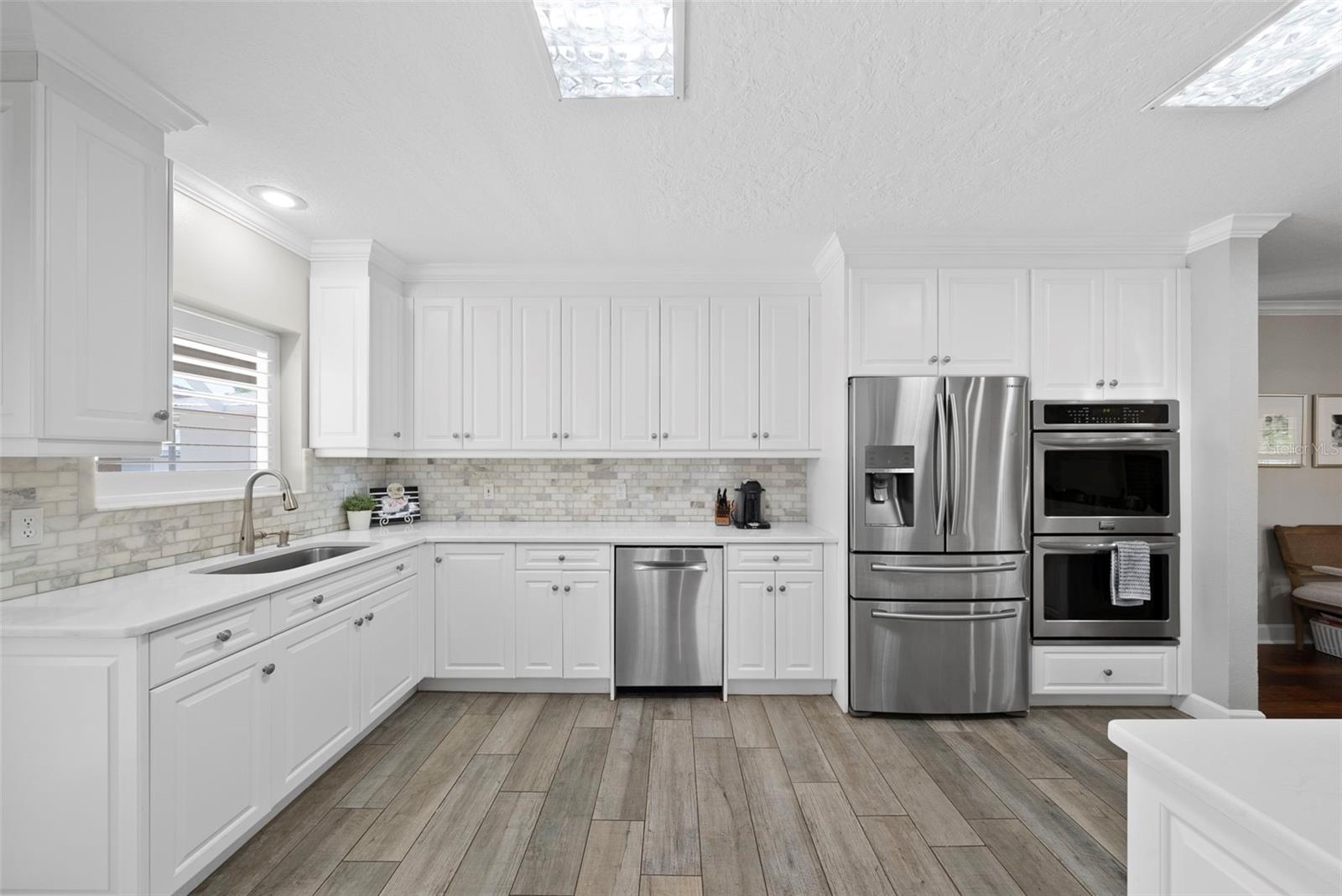 Image 10 of 41 For 4002 Kensington Avenue